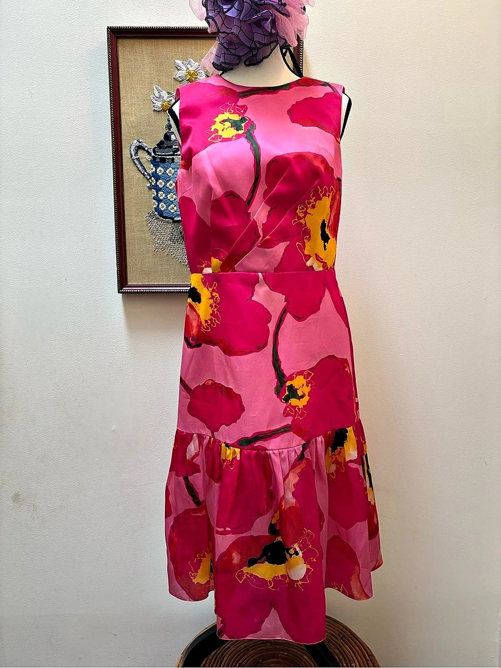 Carolina Herrera dress Like New size 8 US